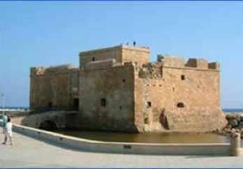利马索尔中世纪城堡图片