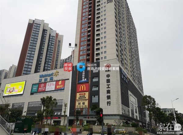 (麟恒中心广场商业) 项目旁边则有信义天虹及20时尚广场.