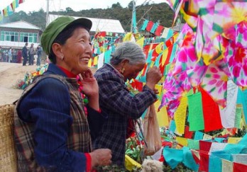 霞给藏族文化村旅游景区图片